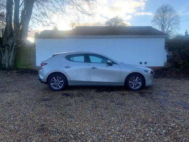 2022 Mazda 3 2.0 e-Skyactiv G MHEV SE-L Lux 5dr