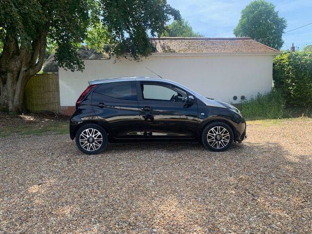 2018 Toyota Aygo 1.0 VVT-i X-Clusiv 5dr x-shift